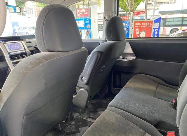 
								TOYOTA NOAH 2013 full									