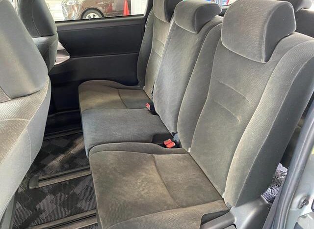 
								TOYOTA NOAH 2013 full									