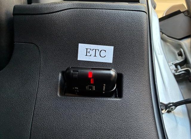 
								TOYOTA RACTIS 2015 full									