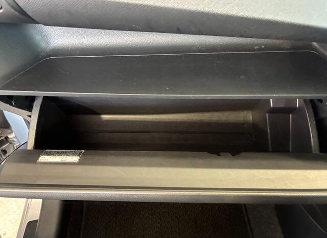 
								TOYOTA RACTIS 2015 full									