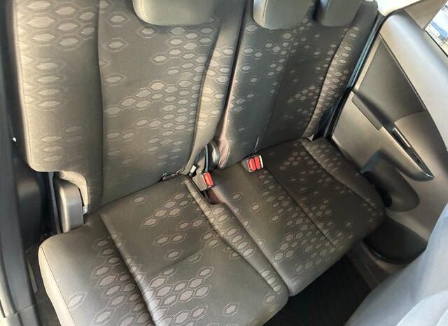 
								TOYOTA RACTIS 2015 full									