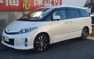TOYOTA ESTIMA 2014