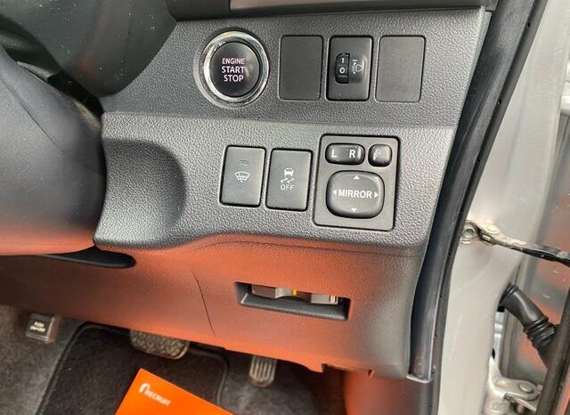 
								TOYOTA RACTIS 2014 full									