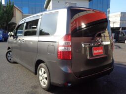 
										TOYOTA NOAH 2012 full									