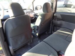 
										TOYOTA NOAH 2012 full									