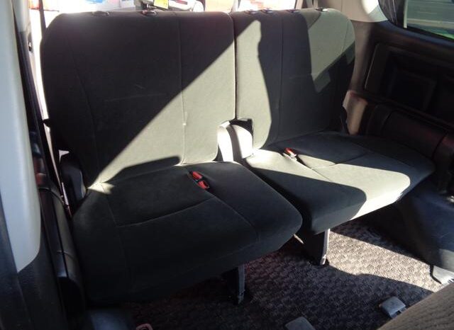 
								TOYOTA NOAH 2012 full									