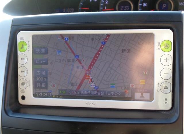 
								TOYOTA NOAH 2012 full									