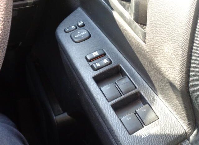 
								TOYOTA NOAH 2012 full									