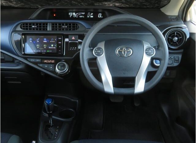 
								TOYOTA AQUA 2015 full									