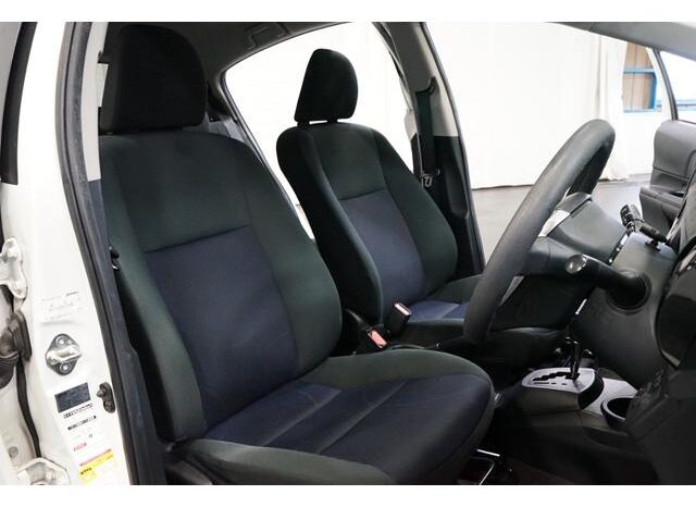 
								TOYOTA AQUA 2015 full									