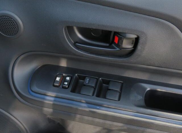 
								TOYOTA AQUA 2015 full									