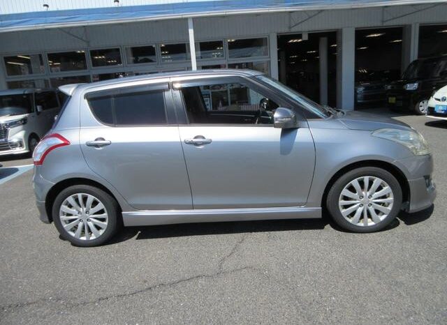 
								SUZUKI SWIFT 2012 full									