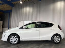 
										TOYOTA AQUA  2015 full									