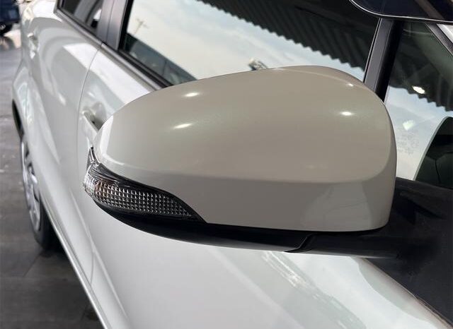 
								TOYOTA AQUA  2015 full									