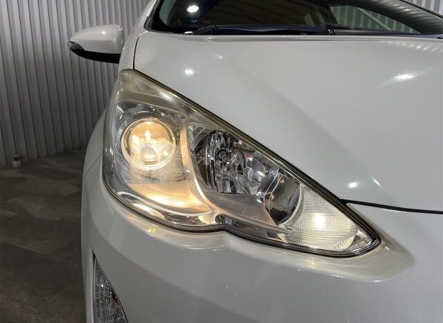 
								TOYOTA AQUA  2015 full									