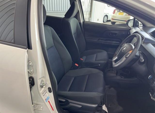 
								TOYOTA AQUA  2015 full									