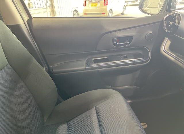 
								TOYOTA AQUA  2015 full									