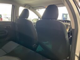 
										TOYOTA AQUA  2015 full									