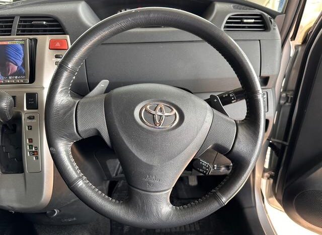 
								TOYOTA RACTIS 2010 full									