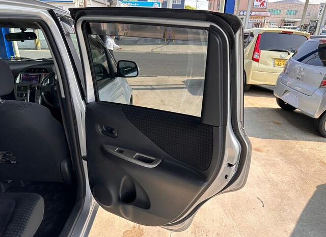 
								TOYOTA RACTIS 2010 full									