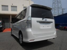 
										TOYOTA NOAH 2009 full									
