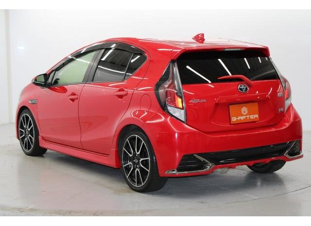 
								TOYOTA AQUA 2015 full									