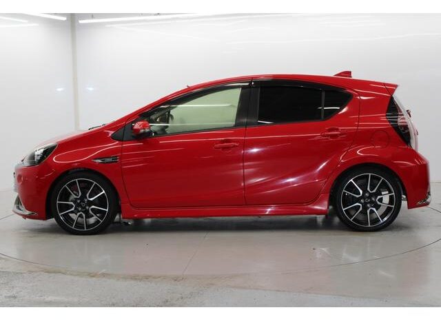 
								TOYOTA AQUA 2015 full									