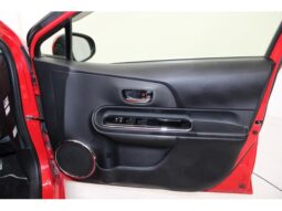 
										TOYOTA AQUA 2015 full									