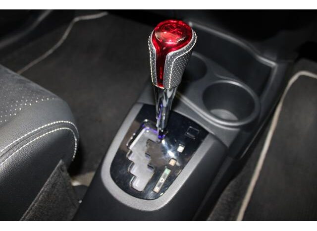 
								TOYOTA AQUA 2015 full									