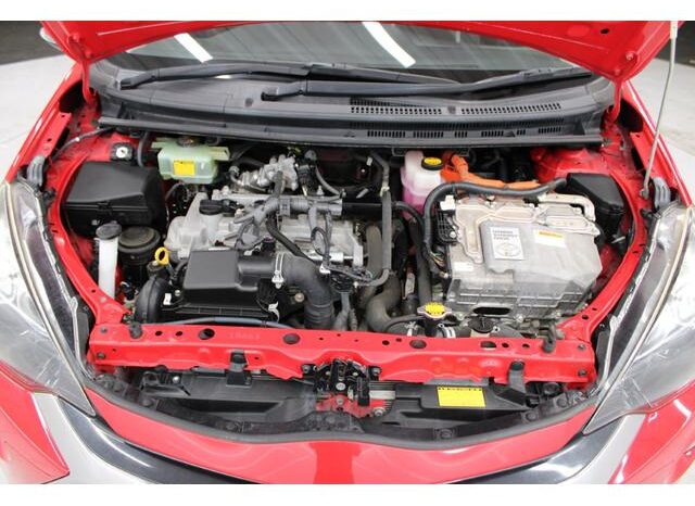 
								TOYOTA AQUA 2015 full									