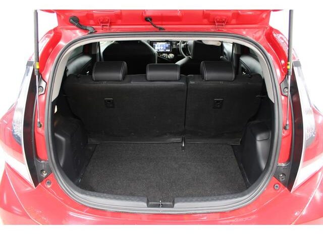 
								TOYOTA AQUA 2015 full									