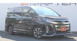 TOYOTA NOAH 2018