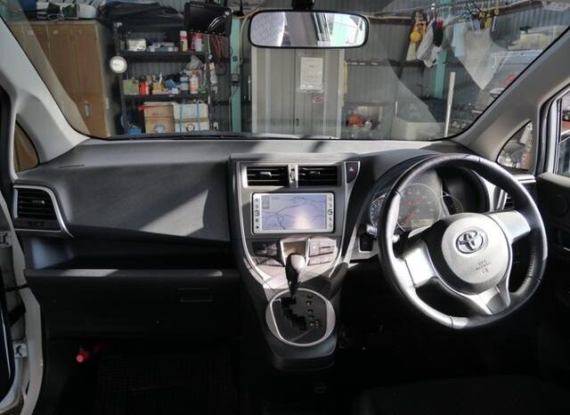 
								TOYOTA RACTIS 2010 full									