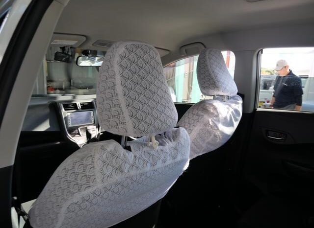 
								TOYOTA RACTIS 2010 full									