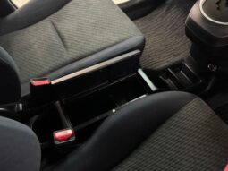 
										TOYOTA RACTIS 2011 full									