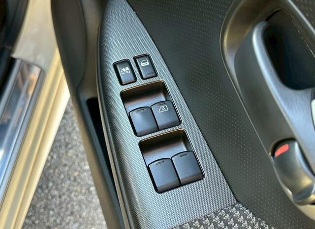 
								NISSAN NOTE 2009 full									