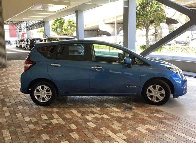 
								NISSAN NOTE 2017 full									