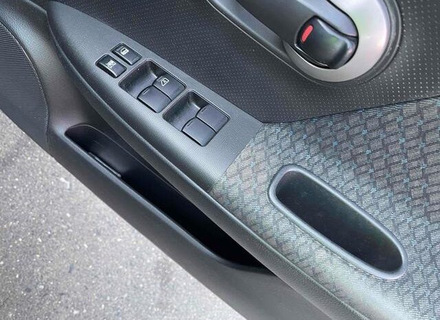 
								NISSAN NOTE 2011 full									