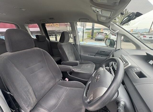 
								TOYOTA NOAH 2009 full									