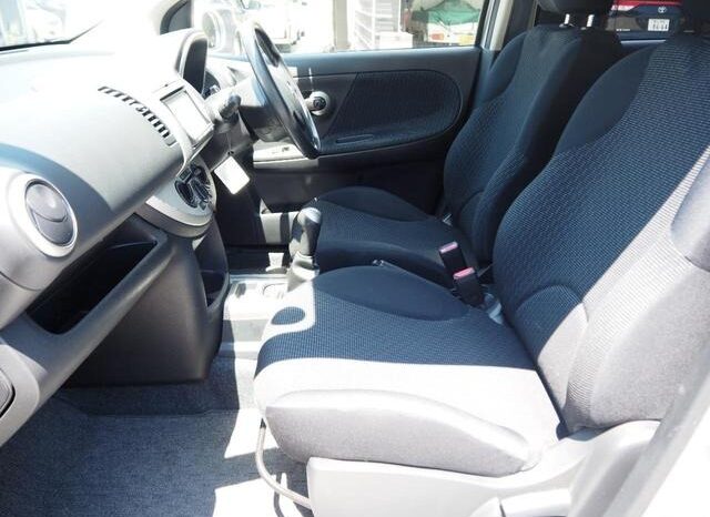 
								NISSAN NOTE 2010 full									