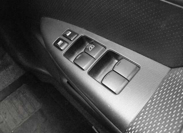 
								NISSAN NOTE 2010 full									