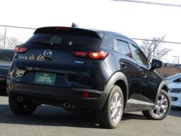 
										MAZDA CX-3 full									