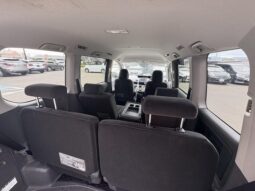 
										TOYOTA NOAH 2009 full									