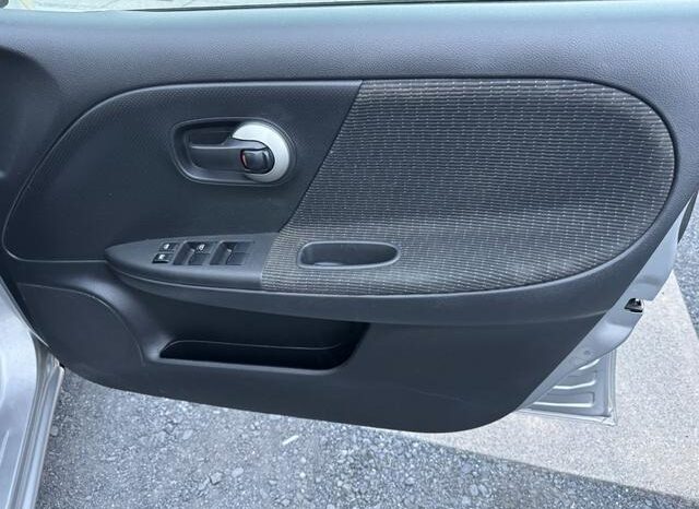 
								NISSAN NOTE 2009 full									