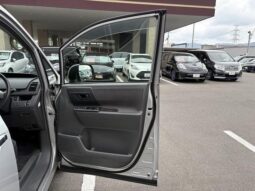 
										TOYOTA NOAH 2009 full									