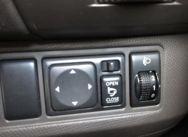 
								NISSAN NOTE 2010 full									