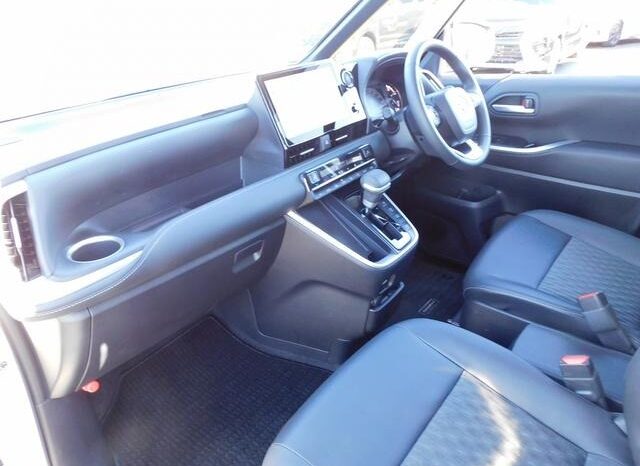 
								TOYOTA NOAH 2024 full									