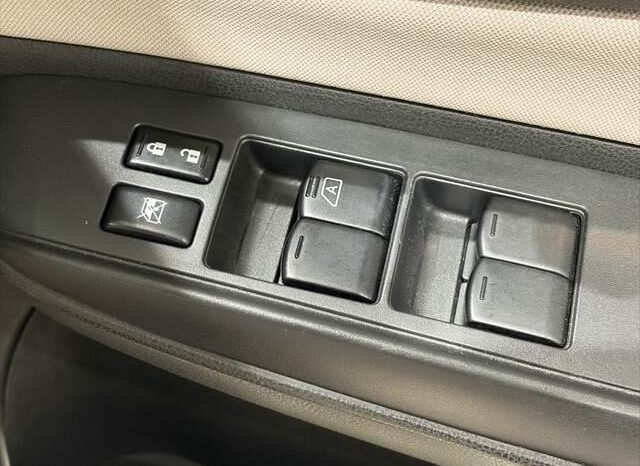 
								NISSAN NOTE 2017 full									