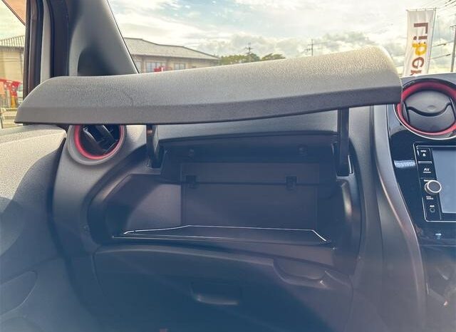 
								NISSAN NOTE 2018 full									