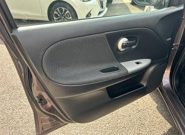 
								NISSAN NOTE 2009 full									